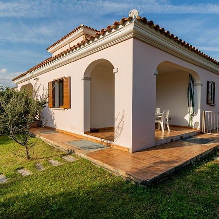 Appartamento Residenziale Trilocale 6 Posti Letto Via Sardegna San Teodoro 圣特奥多罗 外观 照片