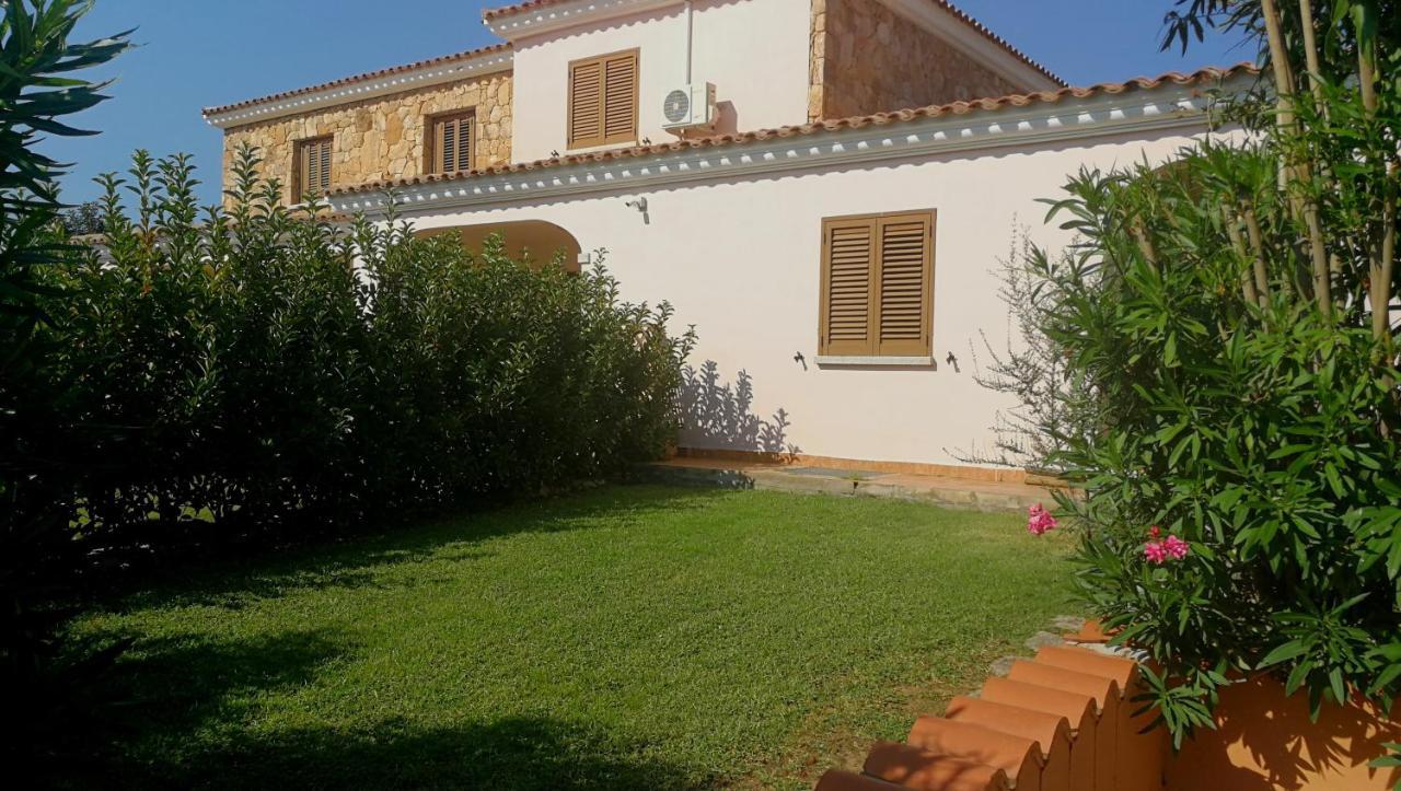 Appartamento Residenziale Trilocale 6 Posti Letto Via Sardegna San Teodoro 圣特奥多罗 外观 照片